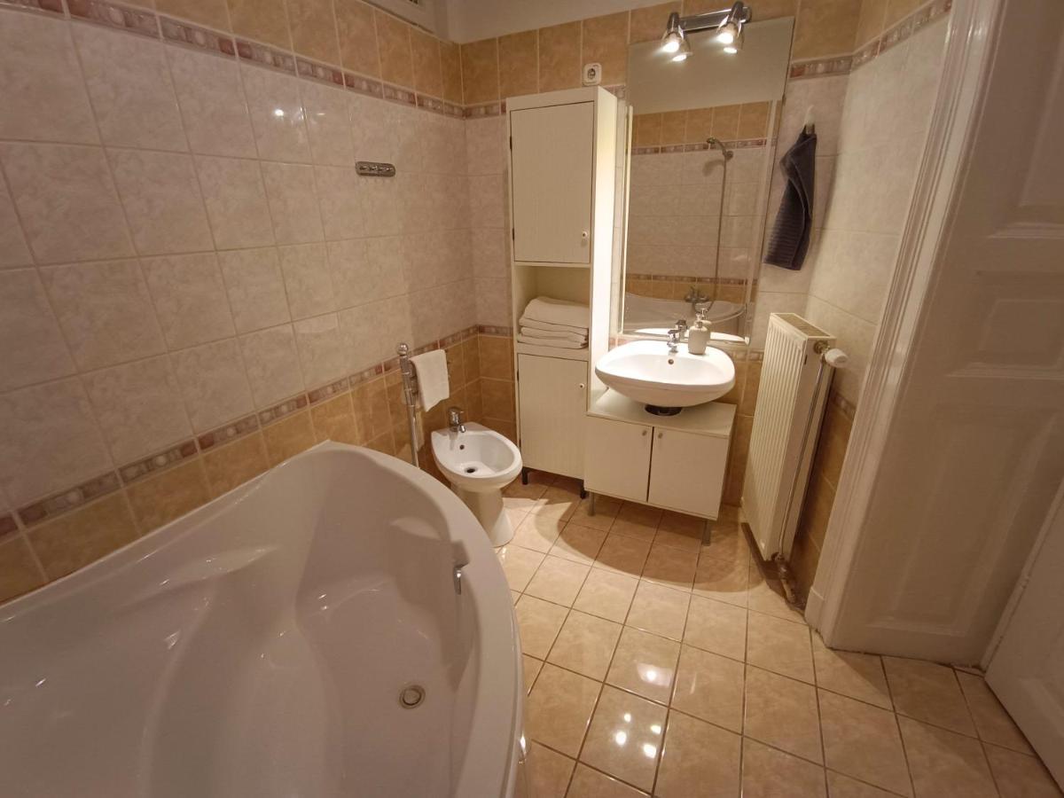 R171 Elitehost Raday Apartment Budapeszt Zewnętrze zdjęcie